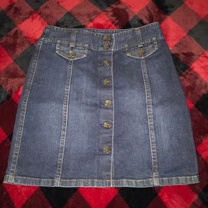 Ann Taylor women’s sz 2 cute & modest jean skirt